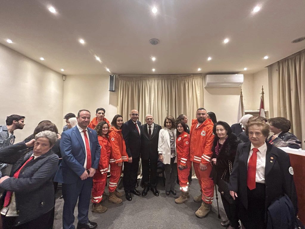 حفل تكريم لنائب رئيس الصليب الاحمر فادي الصيداوي